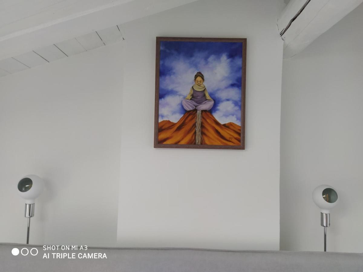 Appartamento Un oeil sur la cathédrale Aosta Esterno foto